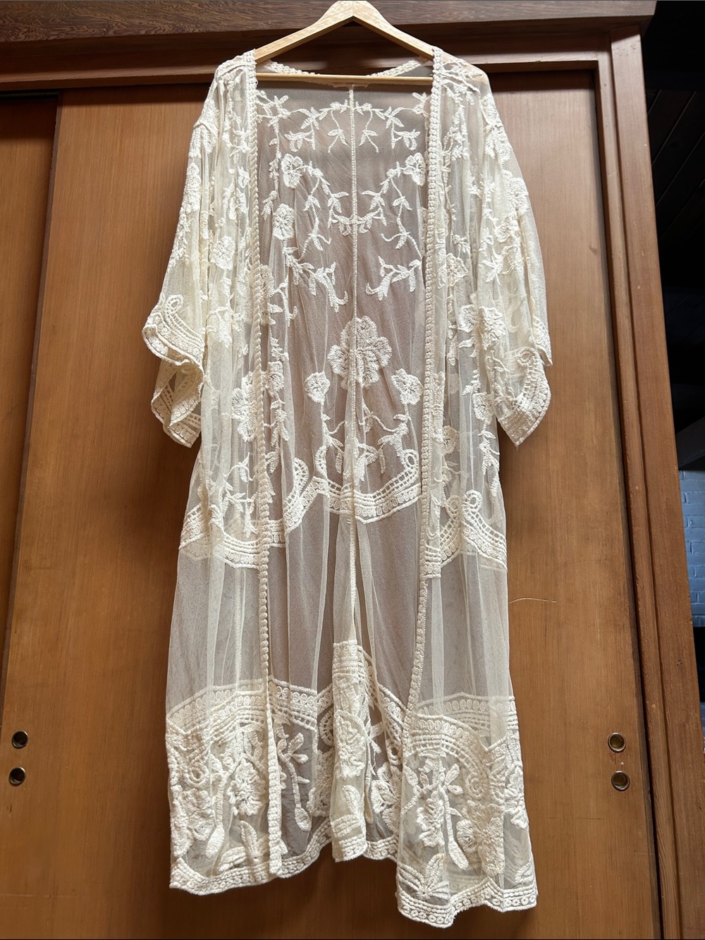 Embroidered Sheer Lace Kimono Duster in Cream